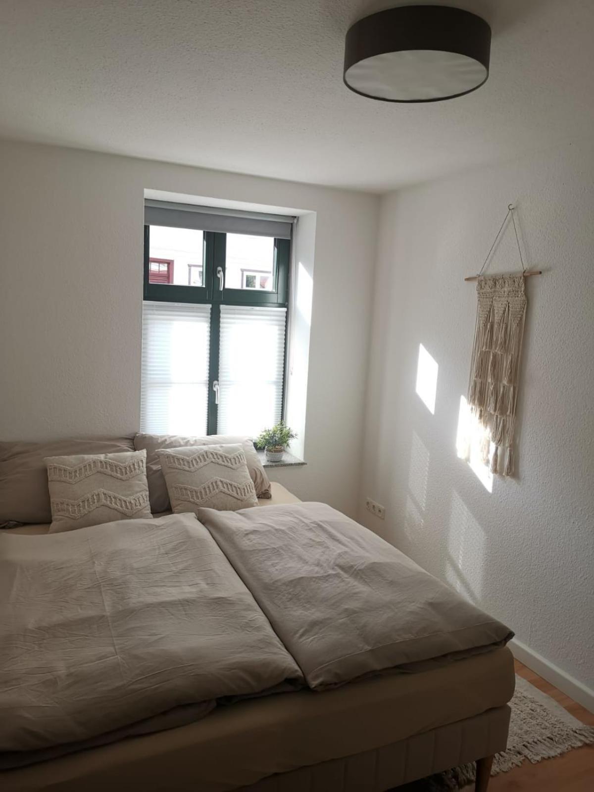 City-Apartment Mit Parkplatz & Fahrradraum! Nur 300M Zum Stadthafen Schwerin  Exterior photo